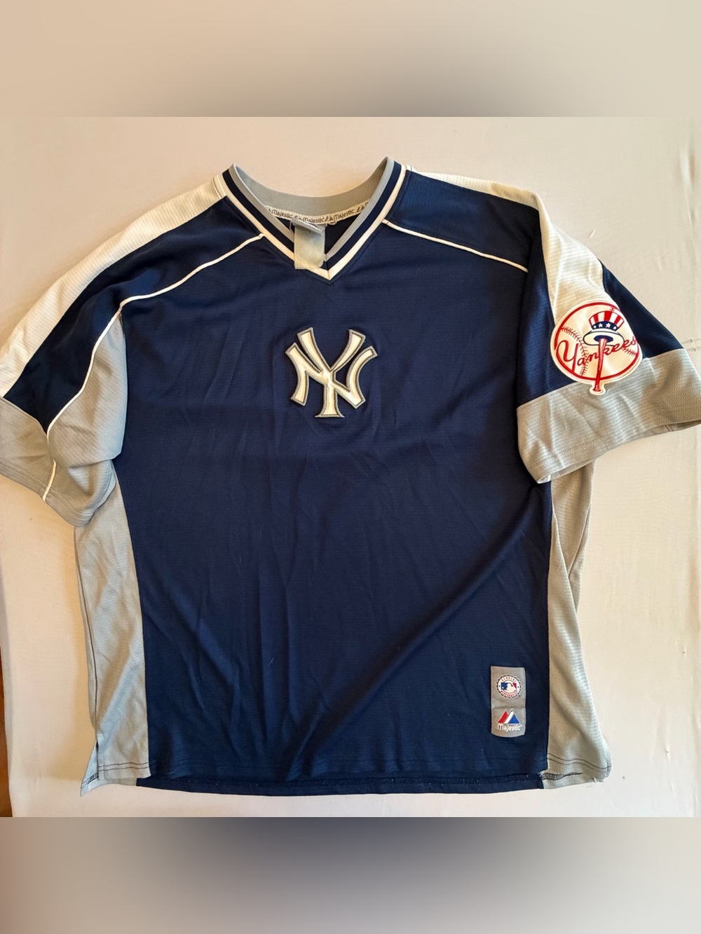 Vintage Majestic New York Yankees Large Patch Stitched Jersey Shirt - X Large 52